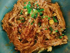 -张大师鸭爪爪特色干锅(南湖店)