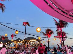 -FINNS Beach Club