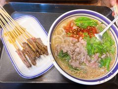 -云阿蛮云南生烫牛肉米线(奉贤路店)