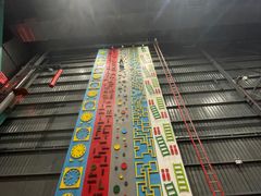 -极限PLAY运动娱乐新世界·团建派对潮玩休闲馆·室内蹦极高空游乐园