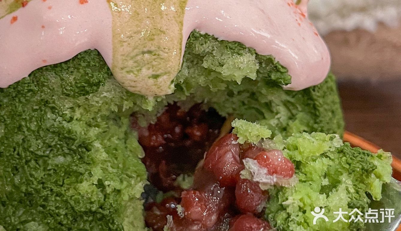 遥遥领先！11月的广州已经吃上了圣诞刨冰