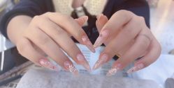 -进巍美甲