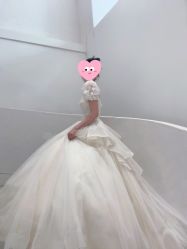 -艾米丽婚纱礼服