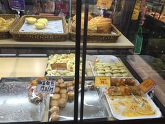 -昆明冠生园·蛋糕·面包(南强街店)