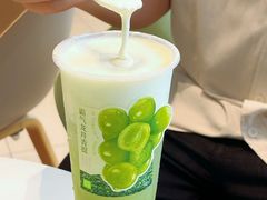 -奈雪的茶(优特汇店)