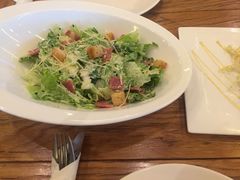 -汽车博物馆主题餐厅