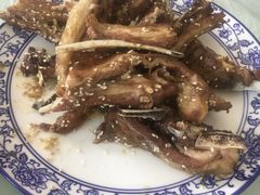 -三升美食城