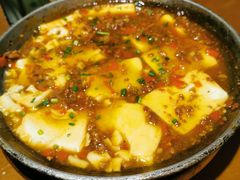 -阿瓦山寨·湘菜现炒·剁椒鱼头王(咸阳总店)
