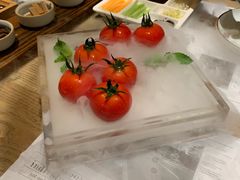 番茄脆菇沙拉-小大董·烤鸭(凤凰汇店)