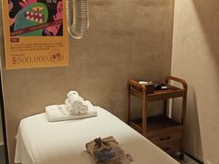 -灸春堂·艾灸·痛症·整脊连锁(之江银泰店)