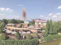 -七彩云南欢乐世界