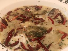 -江渔儿酸菜鱼·拔草餐厅(虎门君乐汇店)