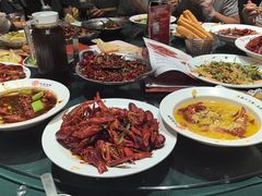 -叶派龙虾•招牌香辣蟹·海鲜(中海国际店)