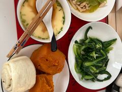-鲸育宝宝月嫂(徐汇店)