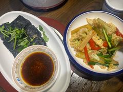-廖师傅大蒜炒腊肉(袁家岭店)