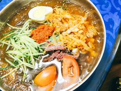 -东北饺子王(港澳广场购物中心店)