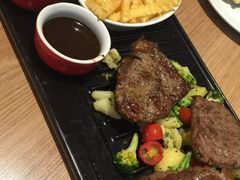 -必胜客(WOW象山涌金广场店)