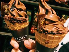 巧克力软冰淇淋-GODIVA(港汇恒隆广场)