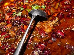 -麻六记(凤凰汇店)