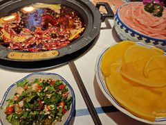 -爱你您·自家鱼塘·活水喷泉鱼火锅(八里店)