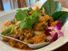 -Chom Cafe and Restaurant