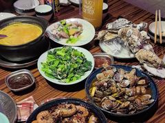 -蚝堡海鲜·威海菜·海肠捞饭·烧烤·亚洲吃蚝公司(幸福门店)