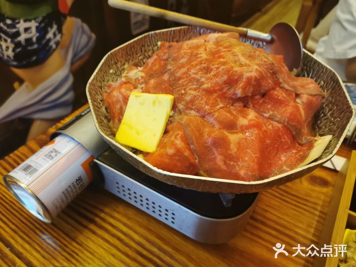 坂吉屋·居酒屋深夜食堂(龙湖店)牛肉寿喜锅图片