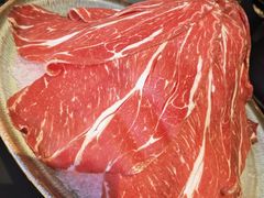 进口牛上脑-鲜入唯煮·港式海鲜牛肉火锅(金宝街店)
