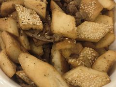 干煸馕炒肉-汗腾格里·风味餐厅(新疆驻京办店)