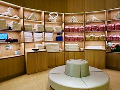 -涨巢·潮玩水疗局