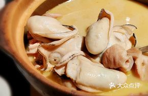 Oyster and Abalone Stew with Free-range Chicken
