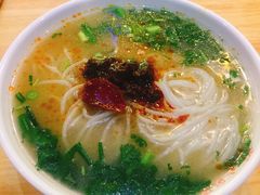 -西工饭庄快餐厅(西工小街店)