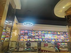 -老码头黑皮肘子锅包肉(赣水路店)