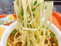 -牛一嘴·兰州牛肉面·大盘鸡(财富中心店)