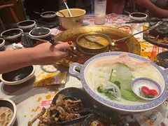 -哥老官重庆美蛙鱼头(宝山龙湖店)