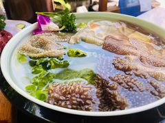 -二荆条·蜀鲜汇城市森林火锅
