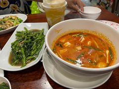 -Dang restaurant (patong phuket)
