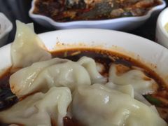 -继红顺河抄手名小吃