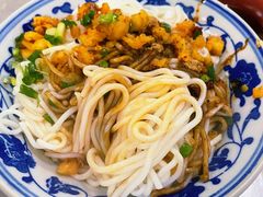 -高师傅特色米粉汤包(建设路店)