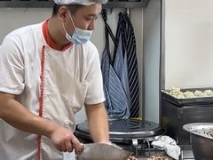 -闫家驴肉老店(华电一校店)