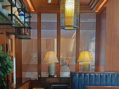 -八府香鸭·啫啫煲(华山路店)