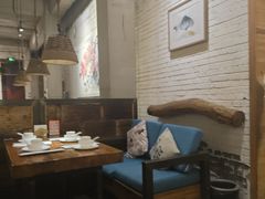 -苹果树下艺术餐厅(宋庄店)