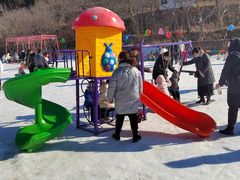 -济南卧虎山滑雪场