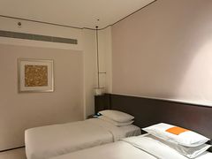 -上海外滩茂悦大酒店