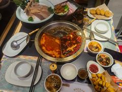 -廖掌柜·重庆鲜货火锅(上海首店)