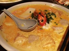 -大头虾越式风味餐厅(光明广场店)