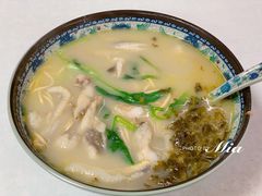 -明呈黄鱼面馆(斜土路店)