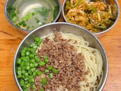 素椒杂酱面-左撇子私房面