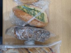 -PARIS BAGUETTE巴黎贝甜(周浦万达店)
