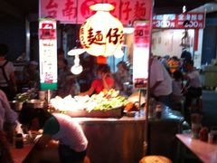 -六合夜市